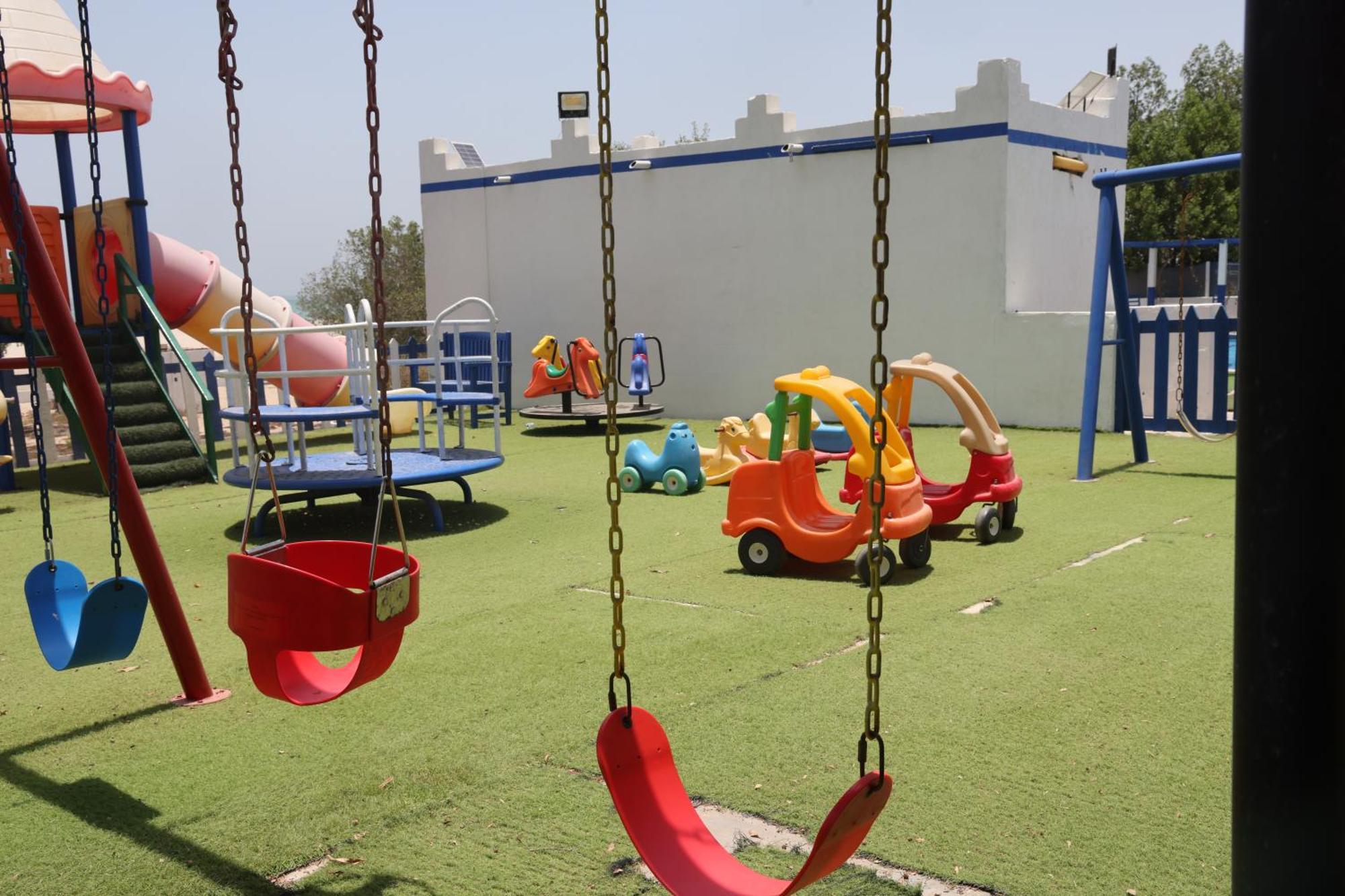 Station touristique Al-ashkhara شاطئ الأشخرة