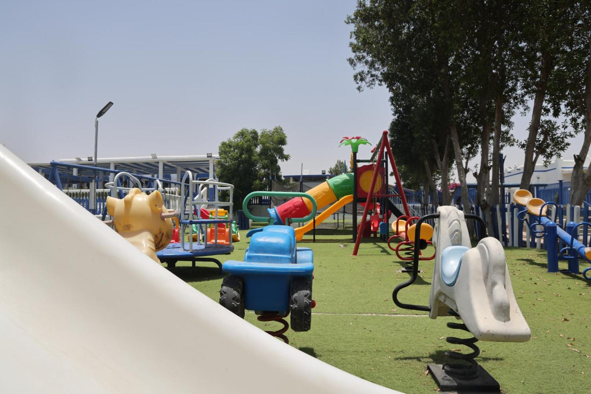 Al-ashkhara شاطئ الأشخرة Station touristique Al Sharqiyah