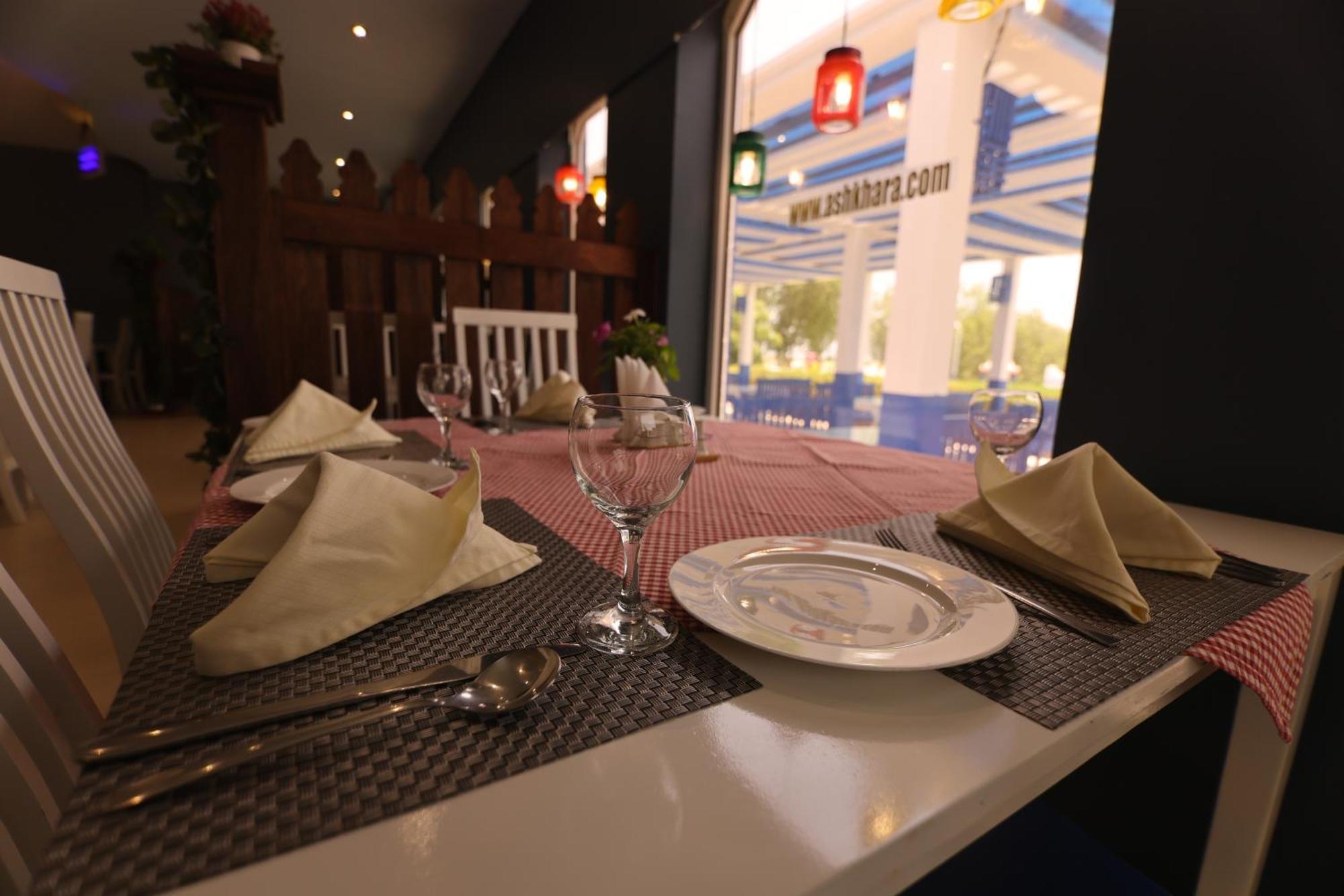 Resort Al-ashkhara شاطئ الأشخرة *