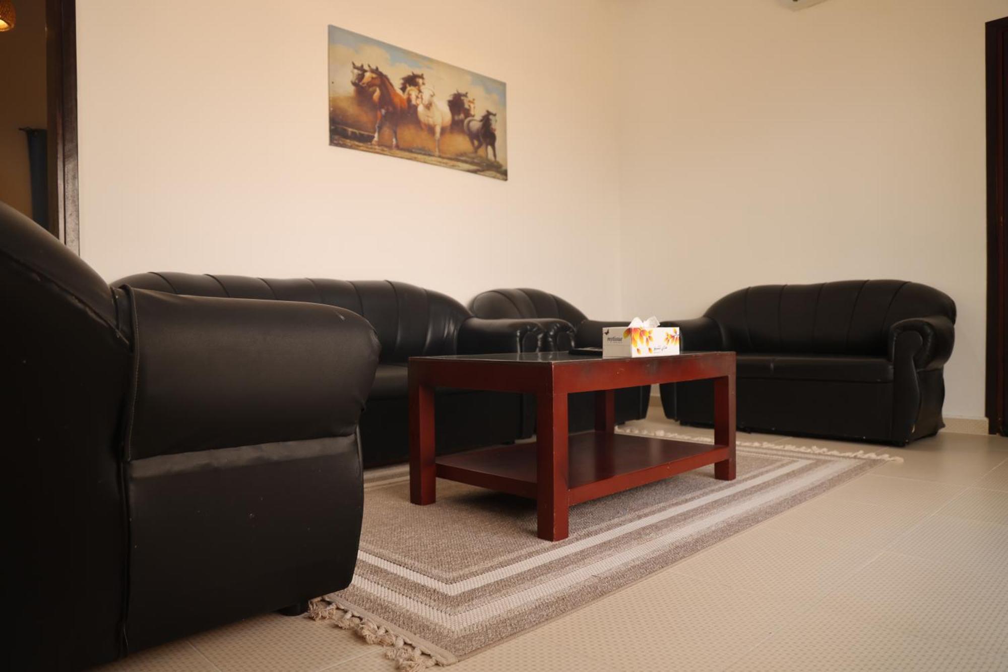 Al-ashkhara شاطئ الأشخرة Resort *